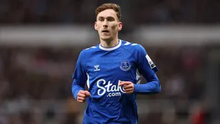 Report: Newcastle are now looking to raid Everton 22-year-old defensive midfielder