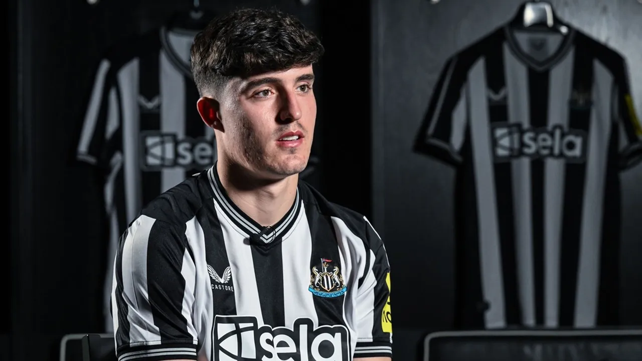 Tino Livramento joins Newcastle United on five-year deal