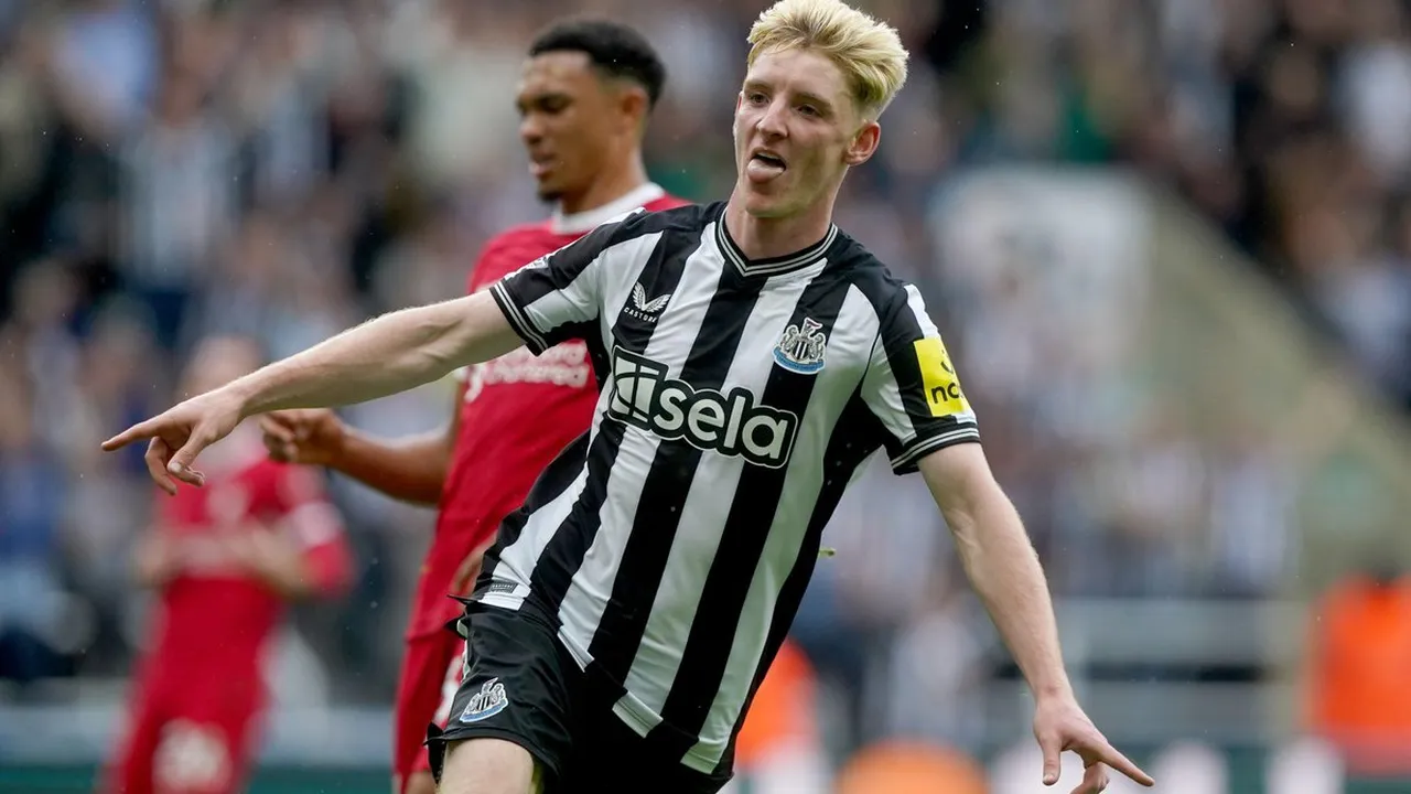 Newcastle United 1-2 Liverpool : Premier League match report, highlights, player ratings, and Howe/Gordon reactions